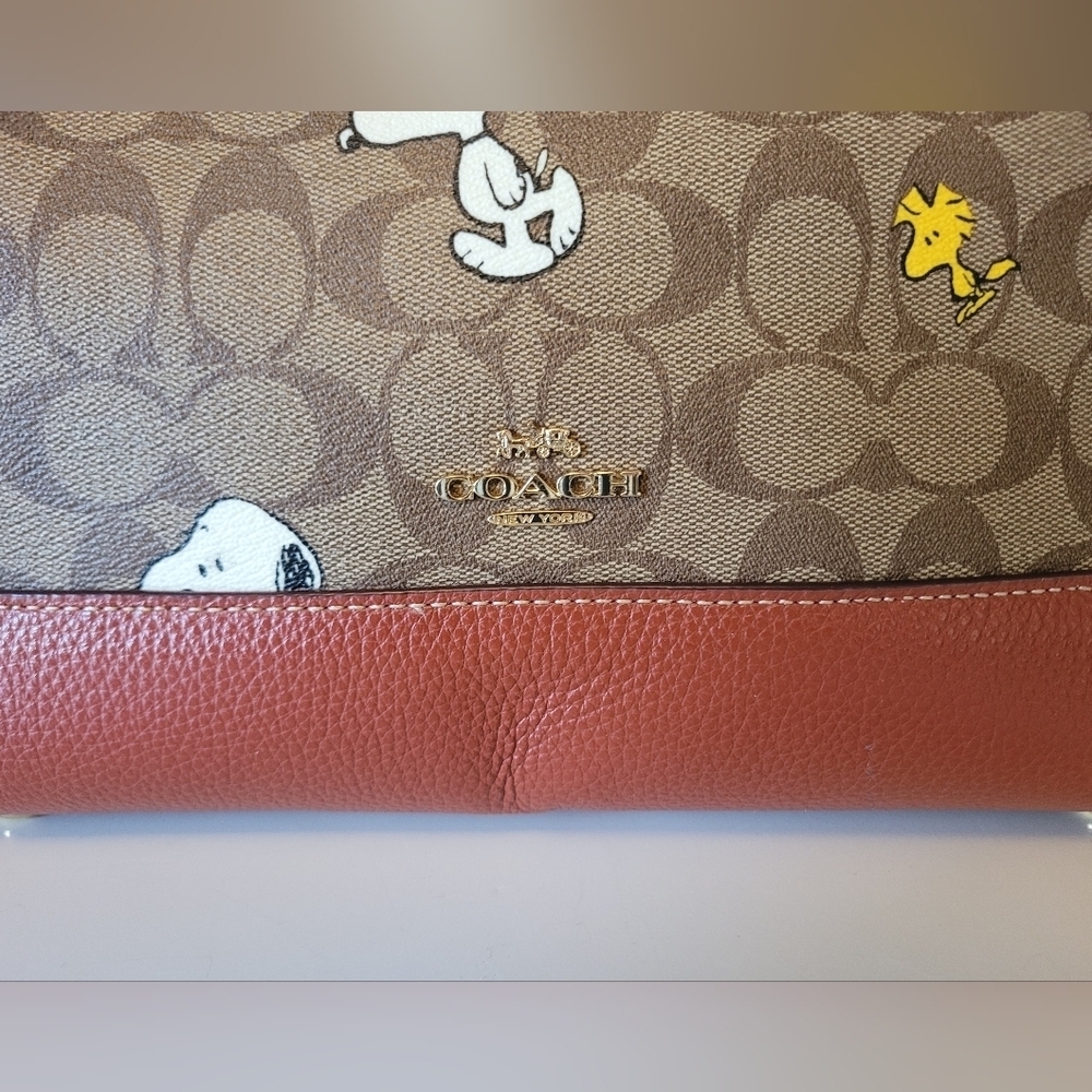 Coach X Peanuts Dempsey Carryall, BNWOT - Picture 3 of 11